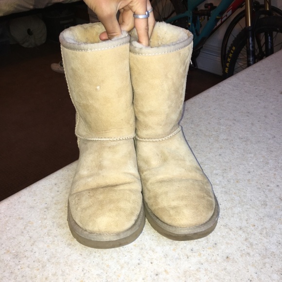 UGG classic boots - Picture 2 of 5